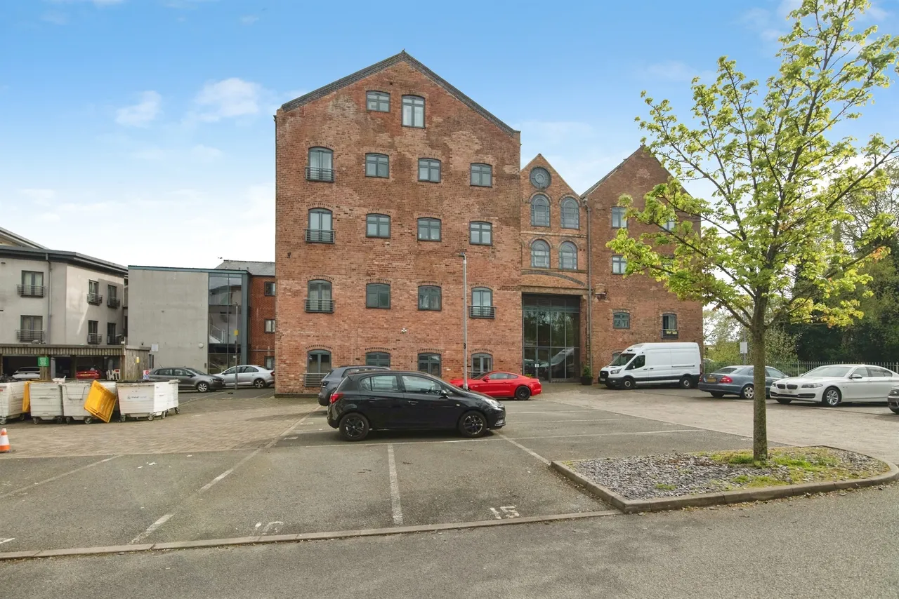 1 bed flat for sale, Wolverhampton Street, Walsall, WS2
