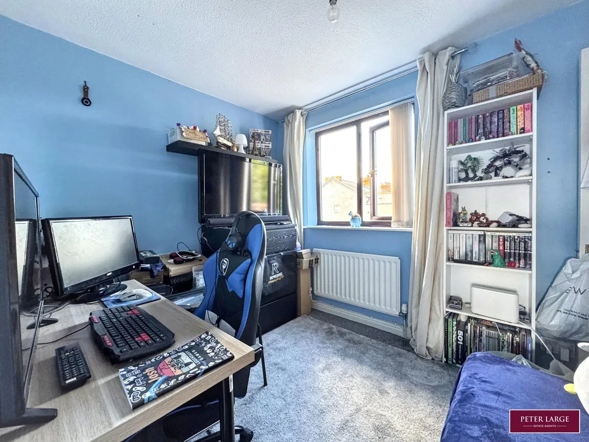 Tynewydd Road, Rhyl, Denbighshire, LL18 3SS, photo 8