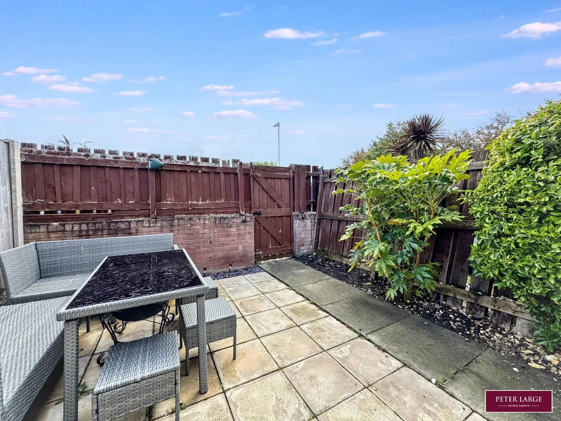 Tynewydd Road, Rhyl, Denbighshire, LL18 3SS, photo 3