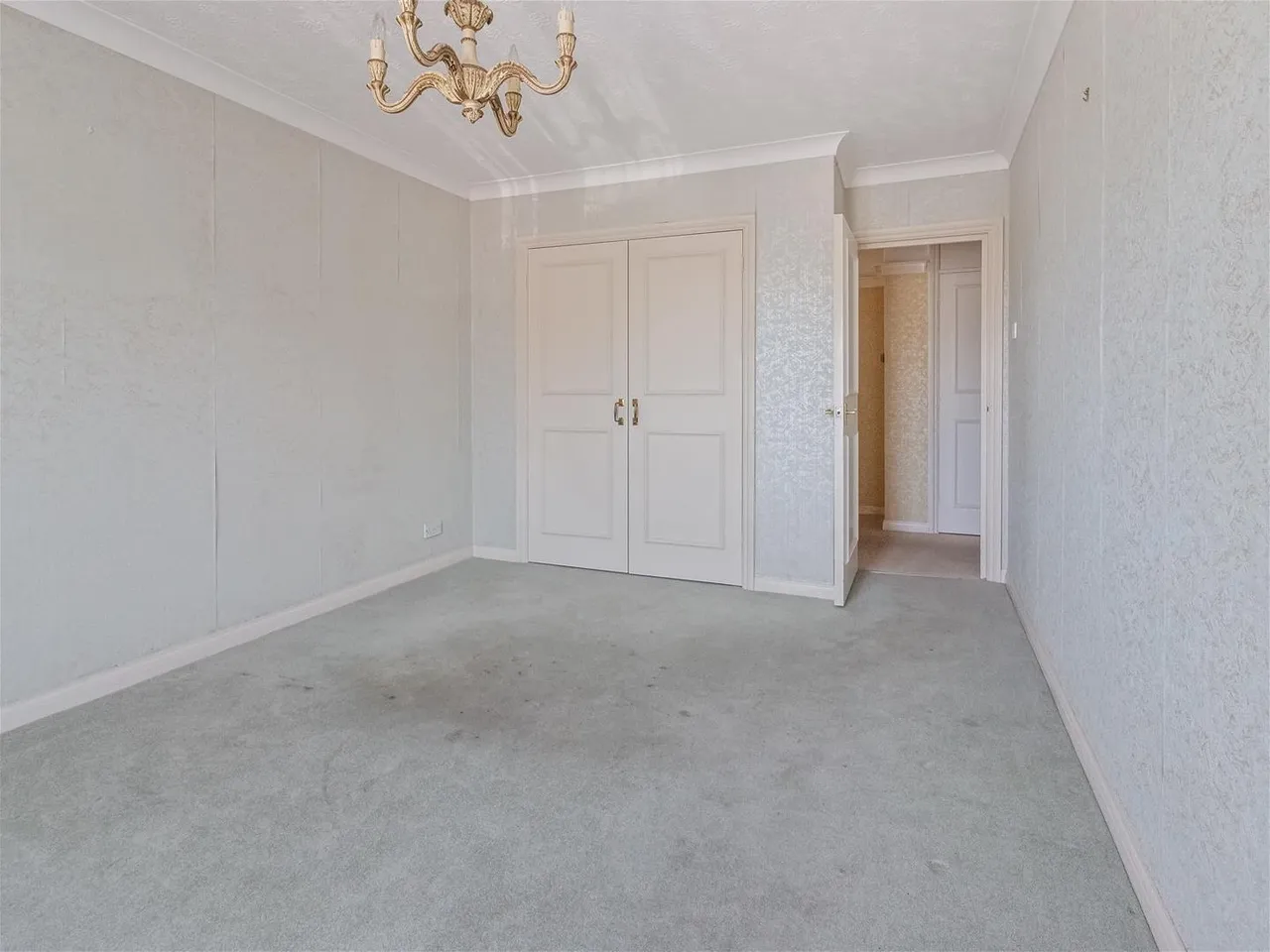 Belmer Court, Grand Avenue, Worthing, photo 11