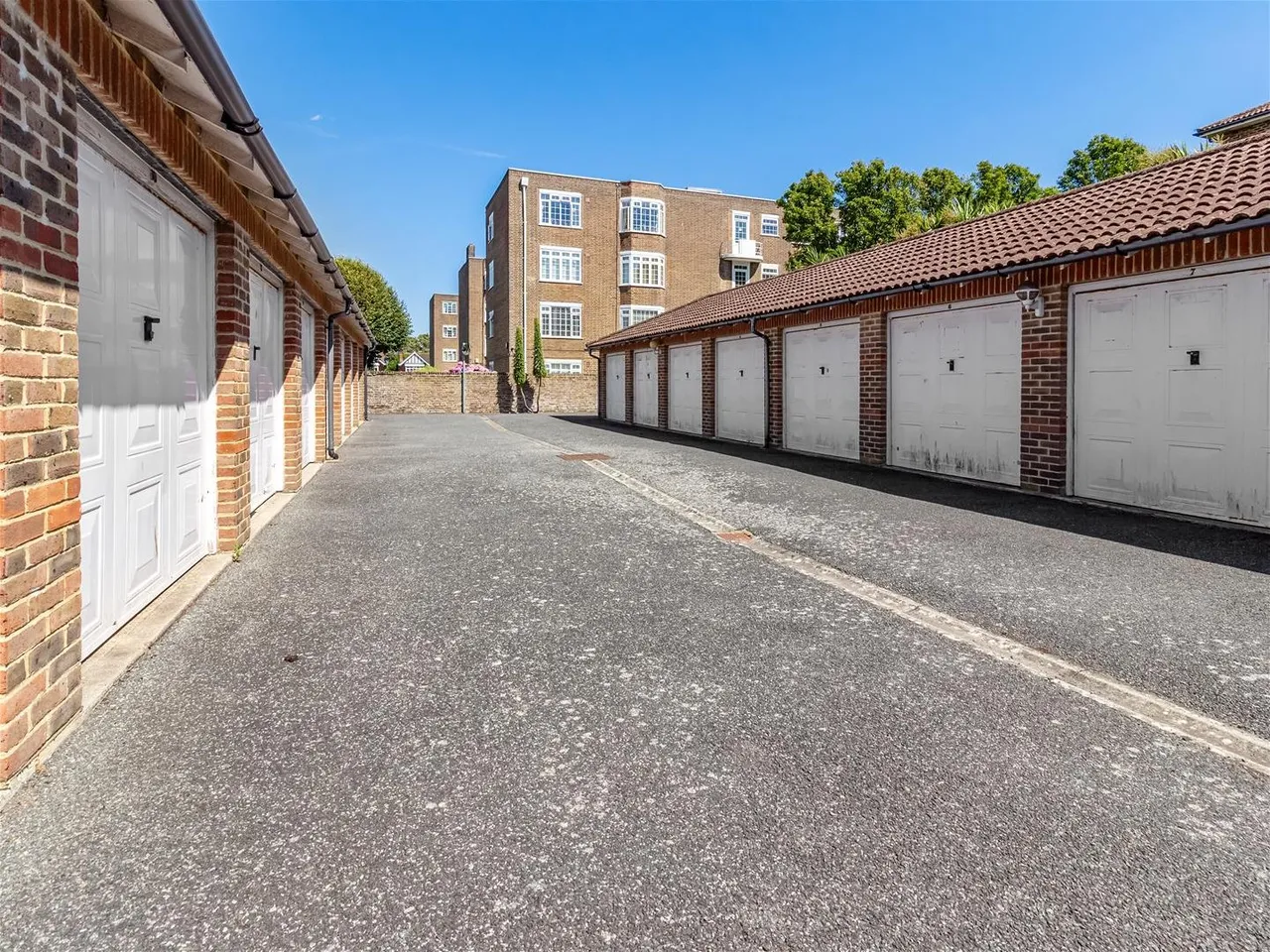 Belmer Court, Grand Avenue, Worthing, photo 17