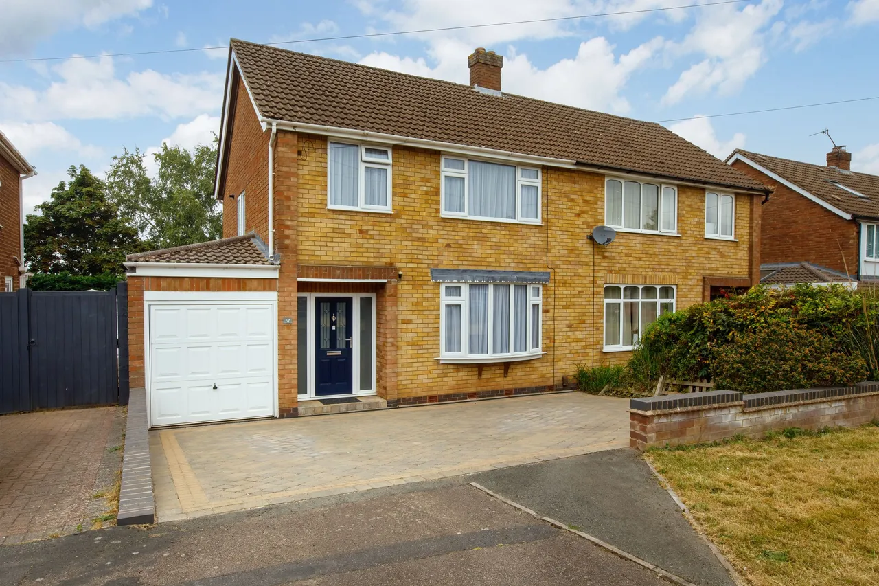 3 bed house for sale — Beaufort Avenue, Leamington Spa, CV32