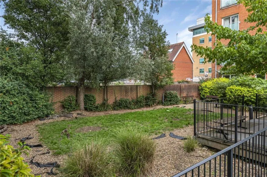 Caversham Road, Reading, RG1, photo 12