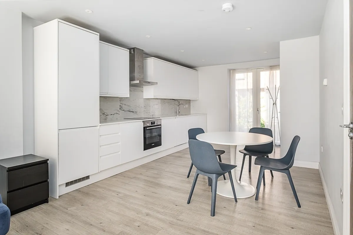 Wells Walk, E7, photo 2