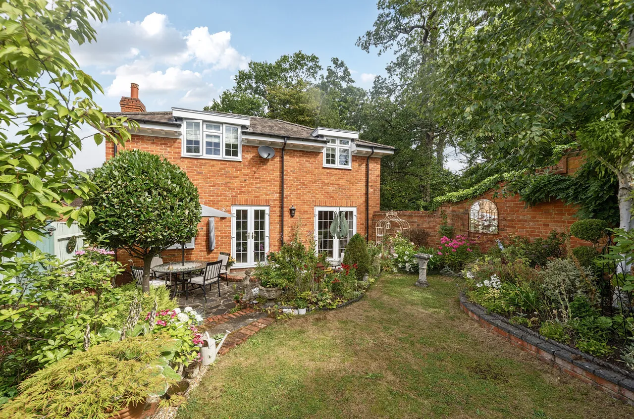 Barkham Manor, Barkham, Wokingham, Berkshire, RG41 4DQ, photo 20