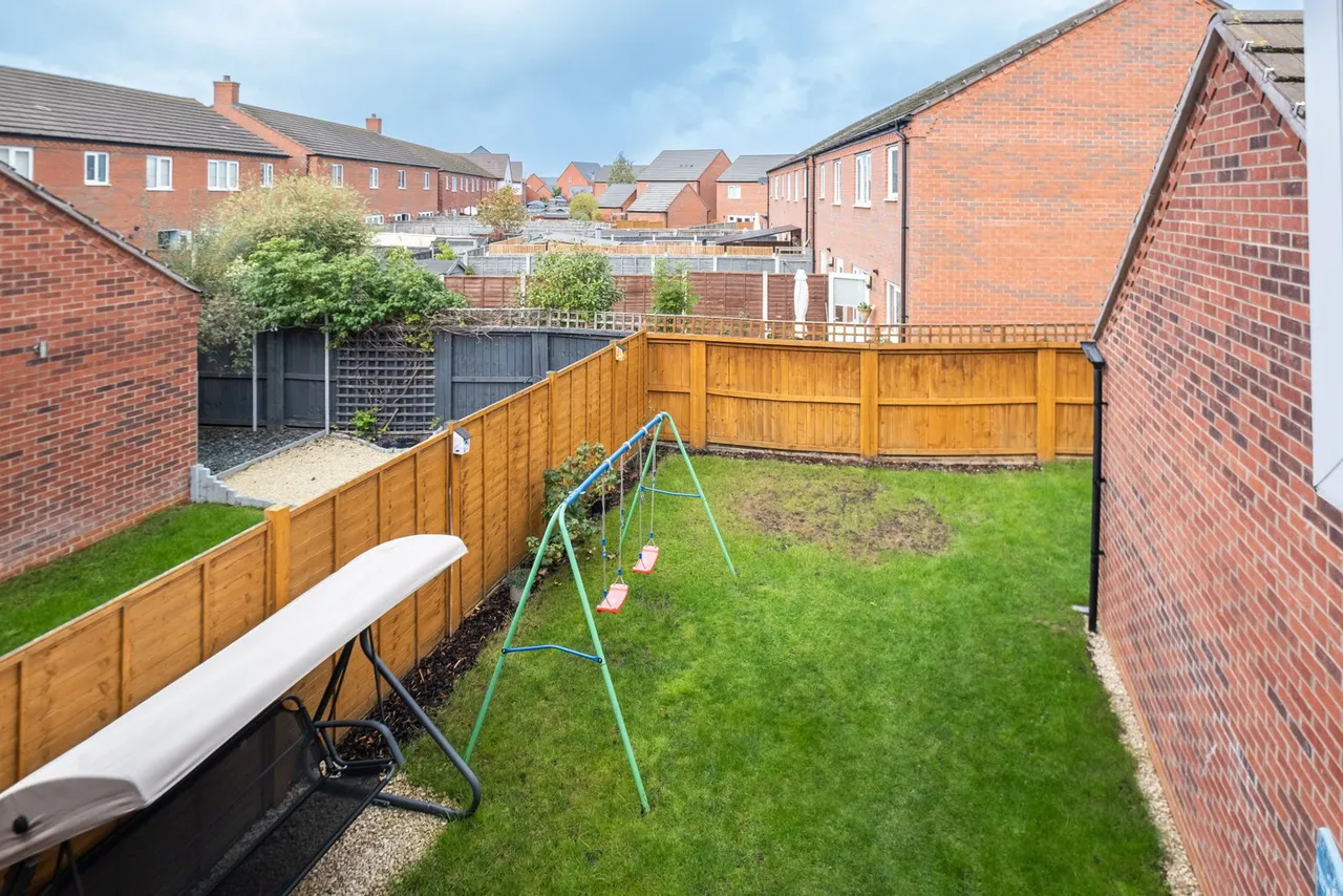 Bridgwood Road, Fradley, WS13, photo 22