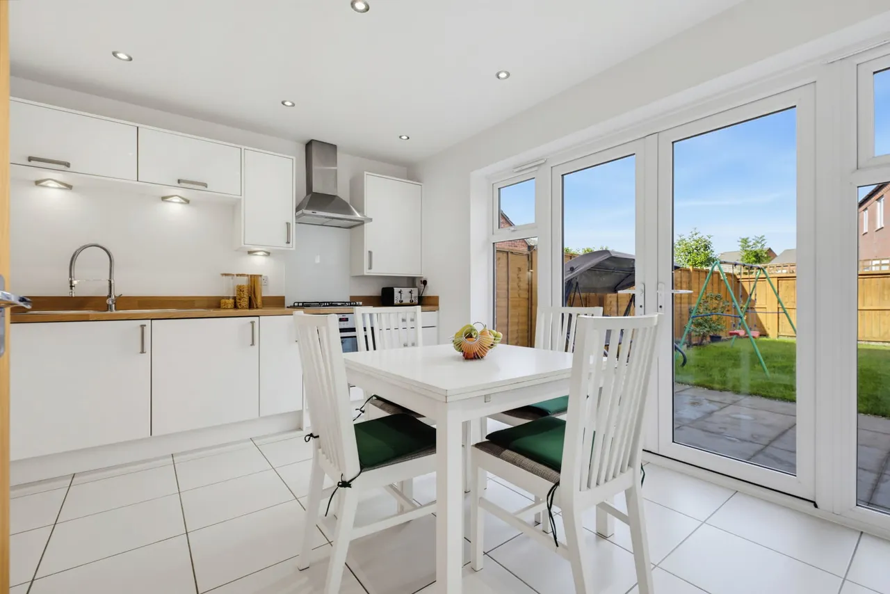 Bridgwood Road, Fradley, WS13, photo 7