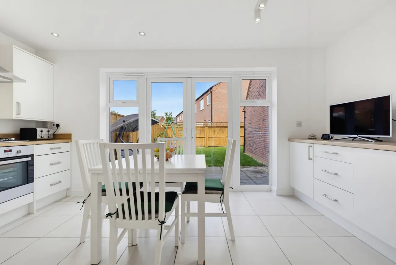 Bridgwood Road, Fradley, WS13, photo 3