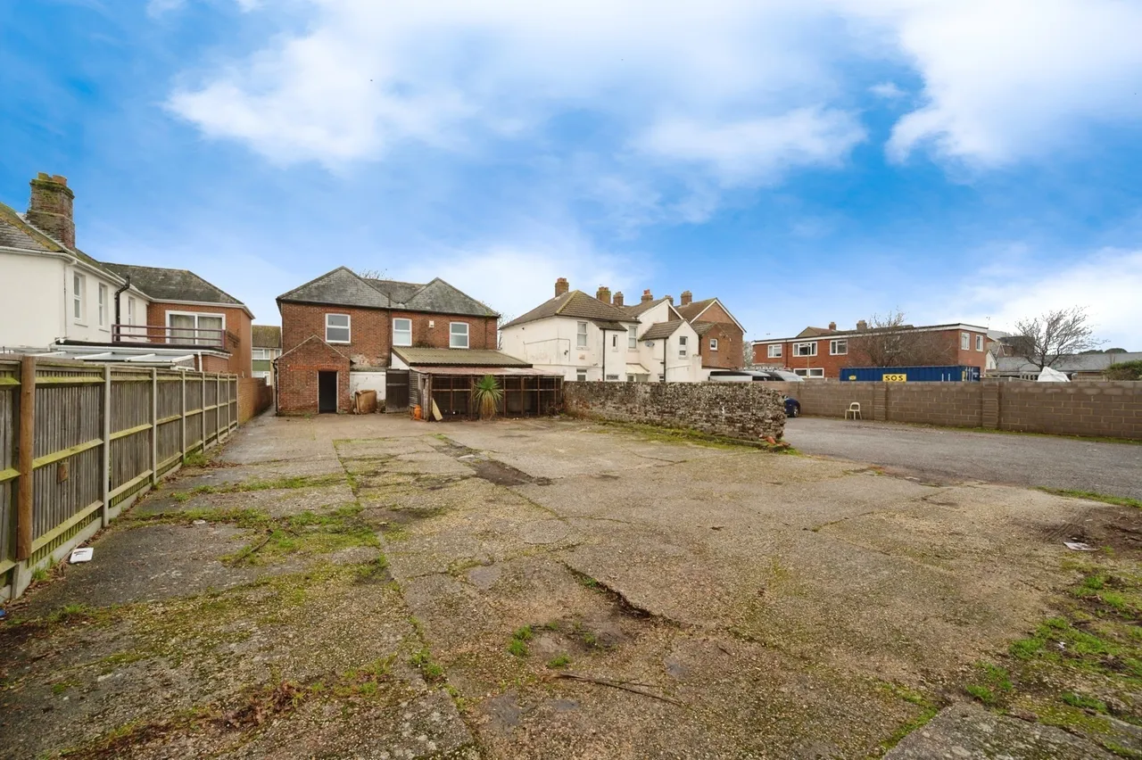 Elm Grove, Hayling Island, PO11, photo 6