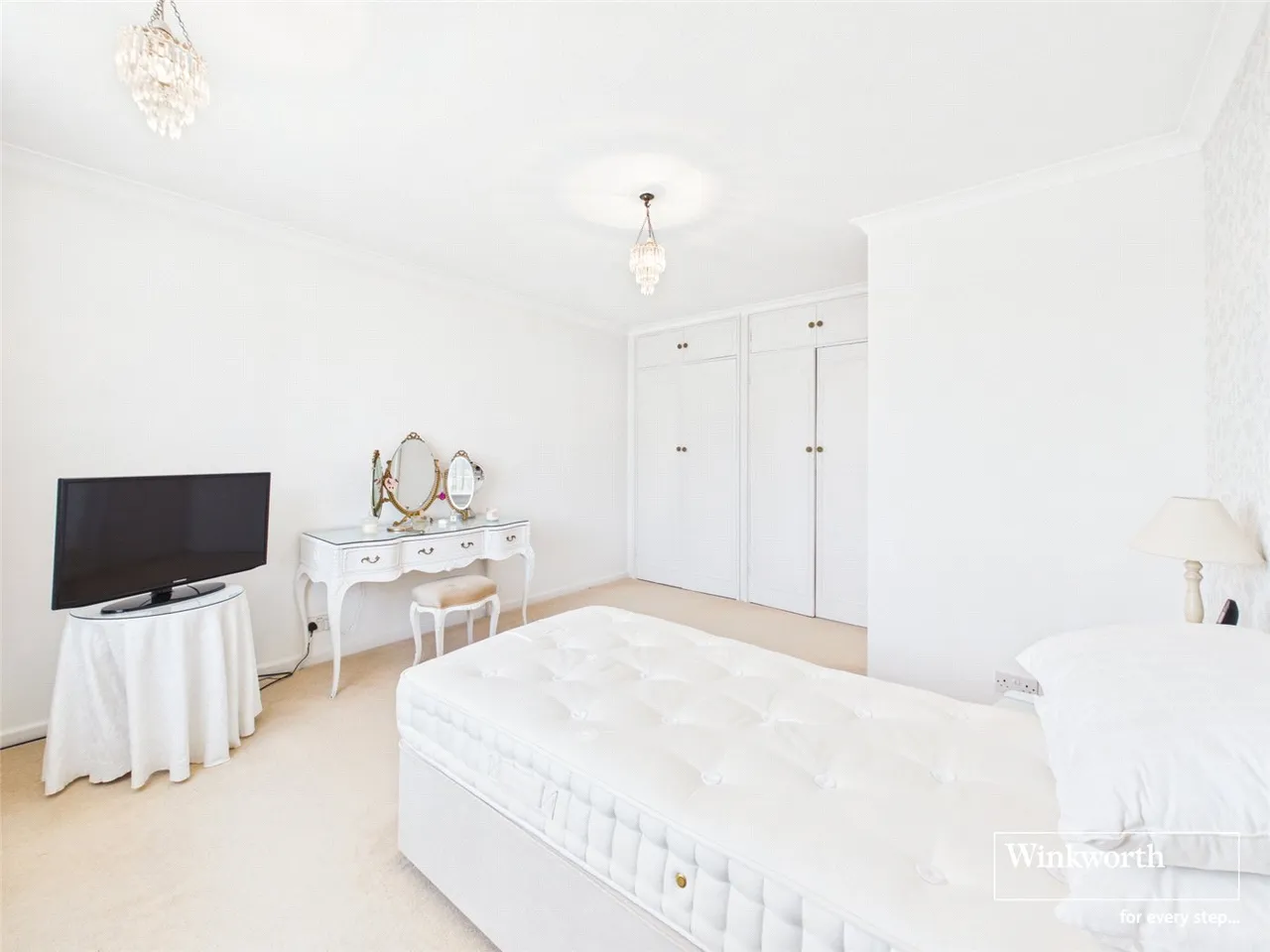 St. Peter's Court, Hendon, NW4, photo 5