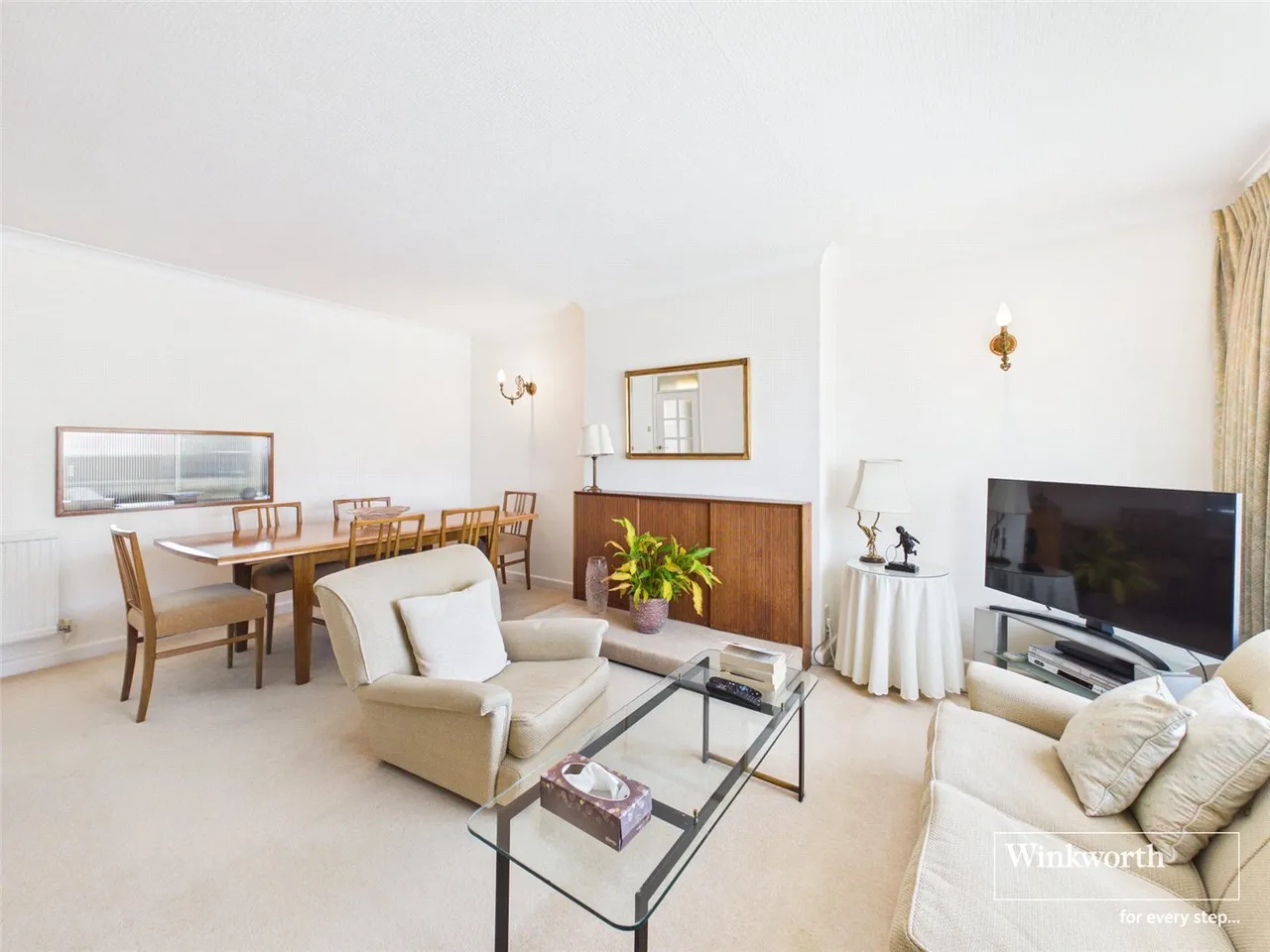 St. Peter's Court, Hendon, NW4, photo 12