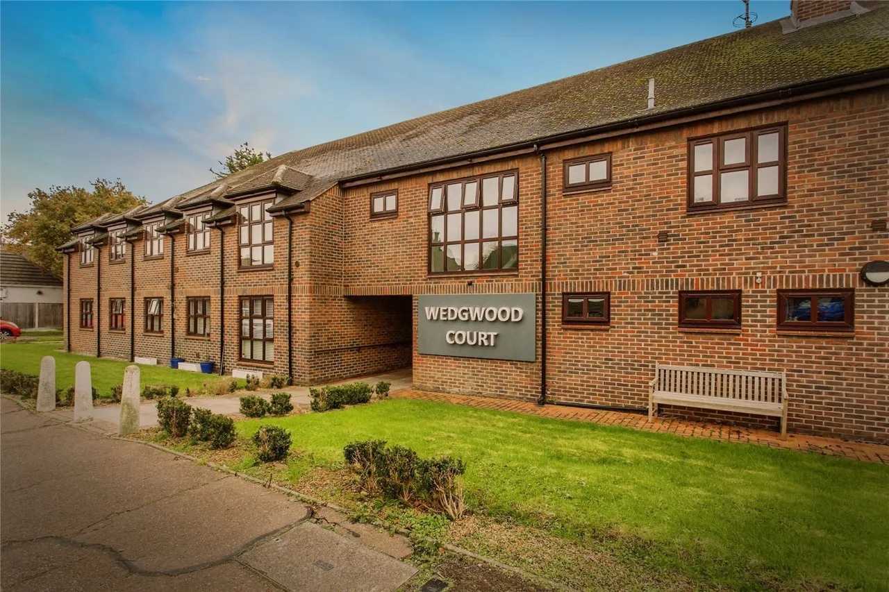 Wedgwood Way, Rochford, Essex, SS4, photo 16