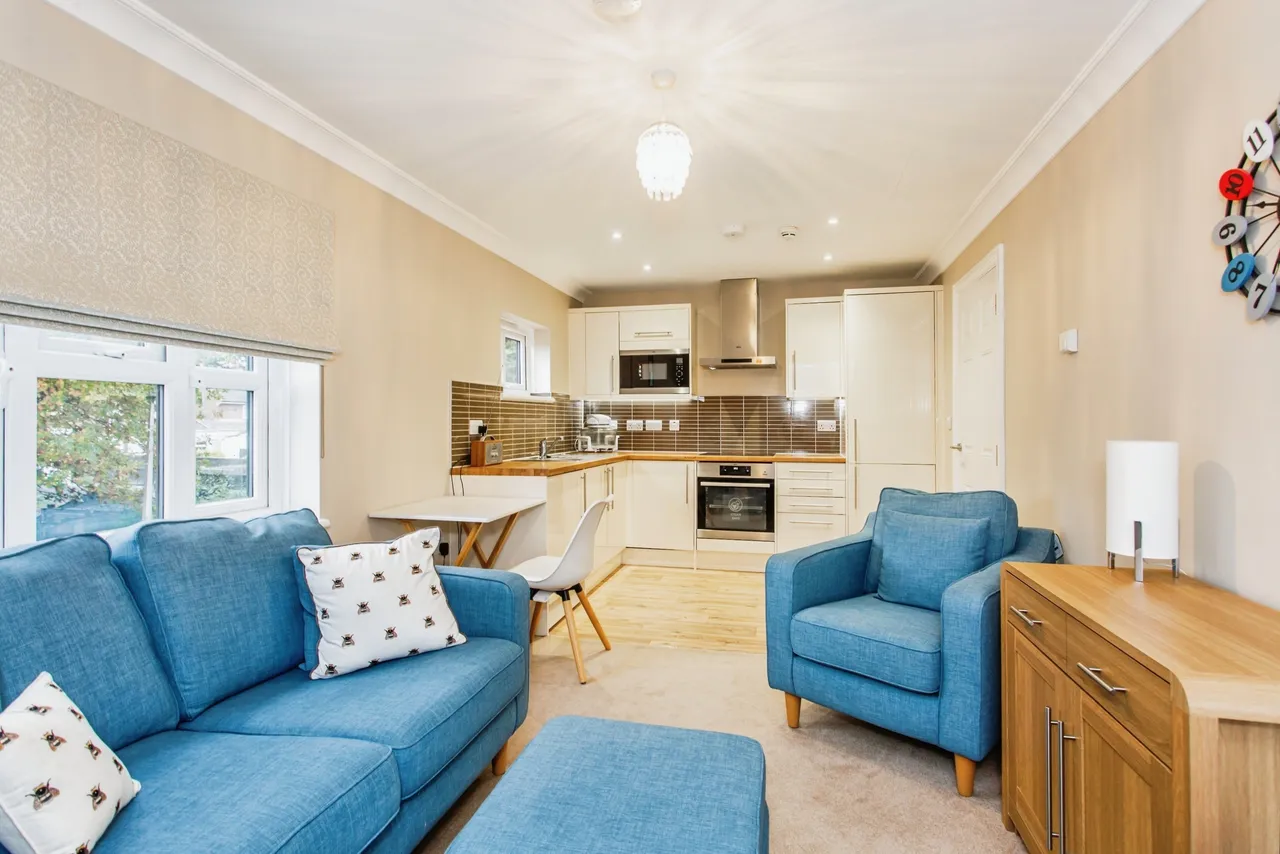 Wedgwood Way, Rochford, Essex, SS4, photo 9