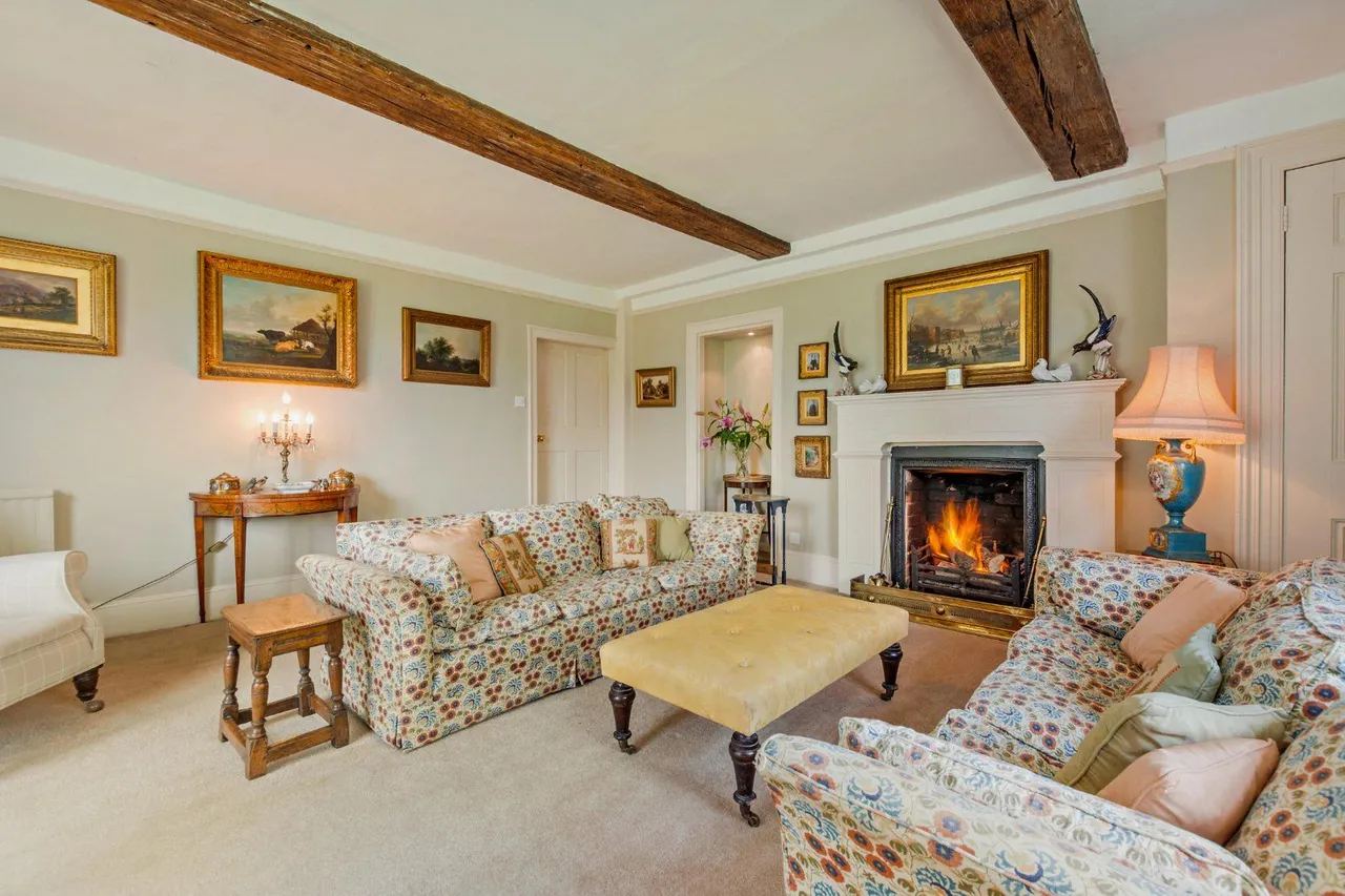 Lyons Road, Slinfold, Horsham, West Sussex, RH13 0QT, photo 8
