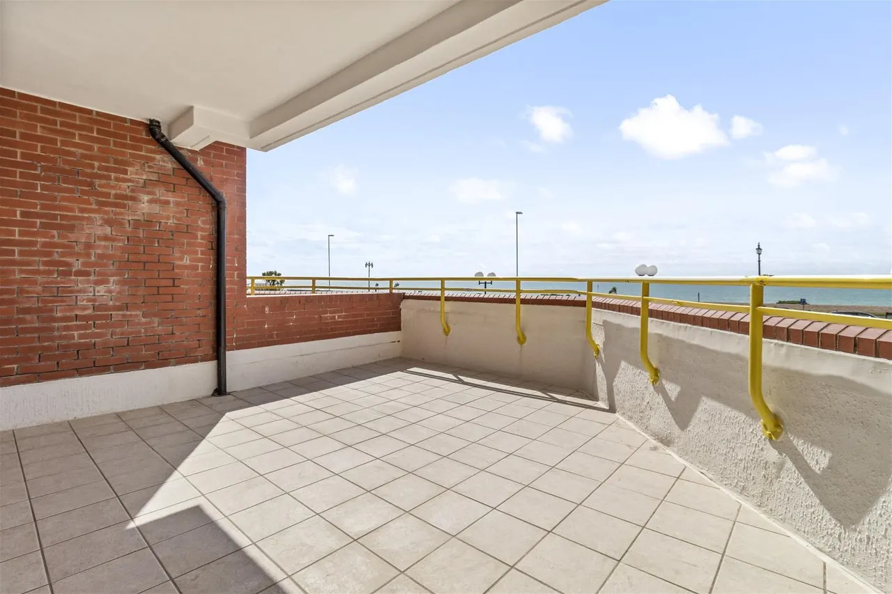 West Parade, Worthing, photo 4