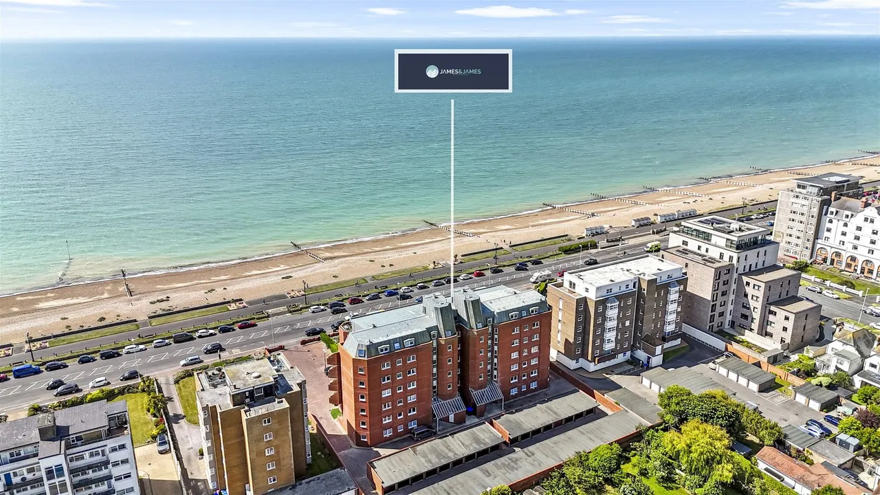 West Parade, Worthing, photo 7