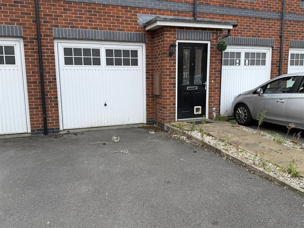 Pipers Way, Burton-On-Trent, DE14, photo 2