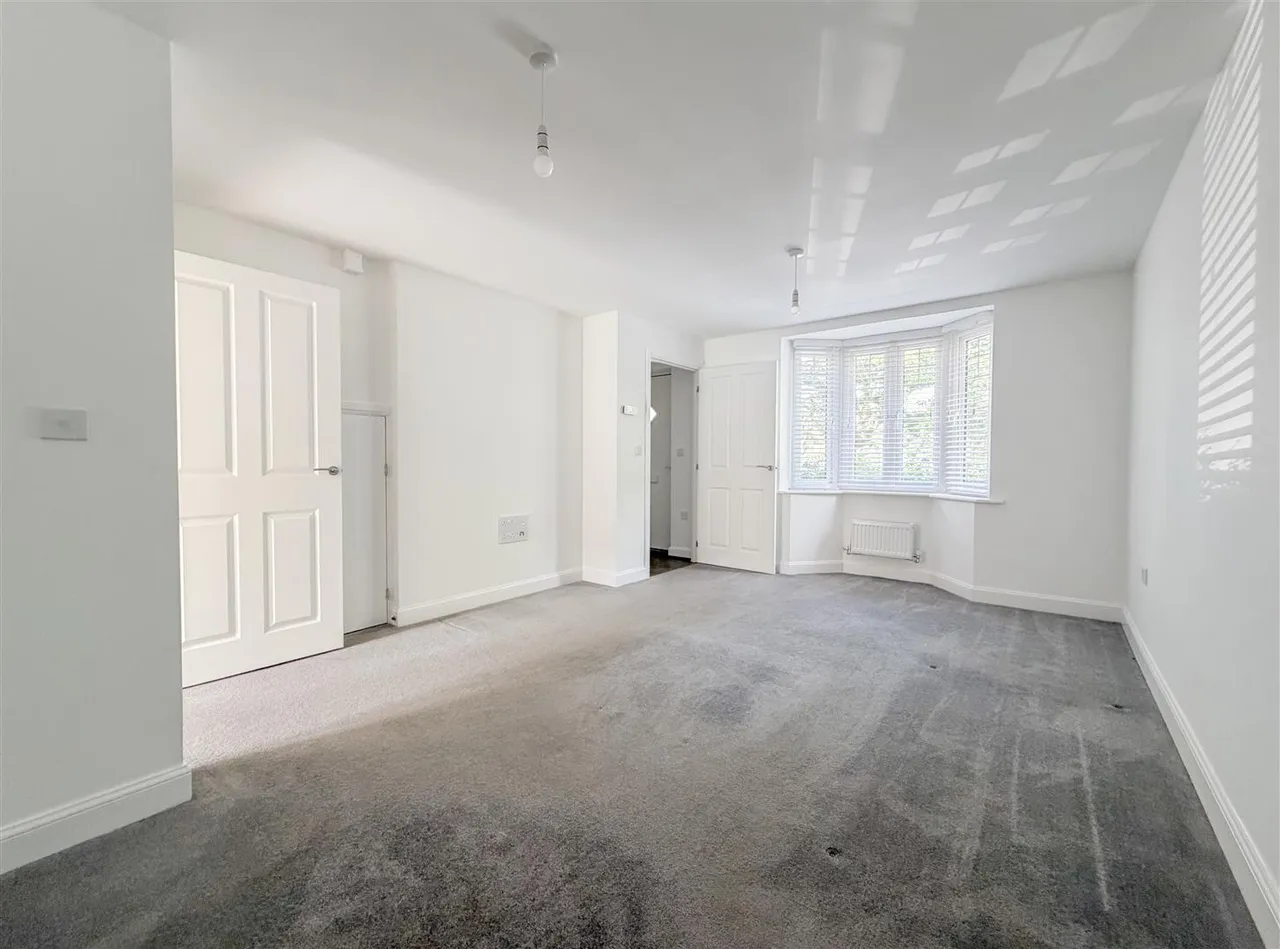 Gracelands Drive, Bexhill-On-Sea, East Sussex, TN39 4FZ, photo 7