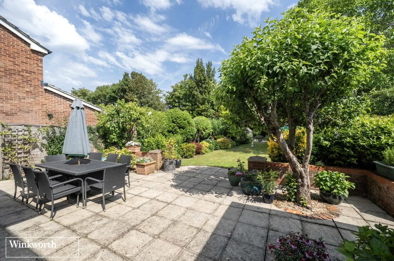 Pack Lane, Basingstoke, Hampshire, RG22, photo 2
