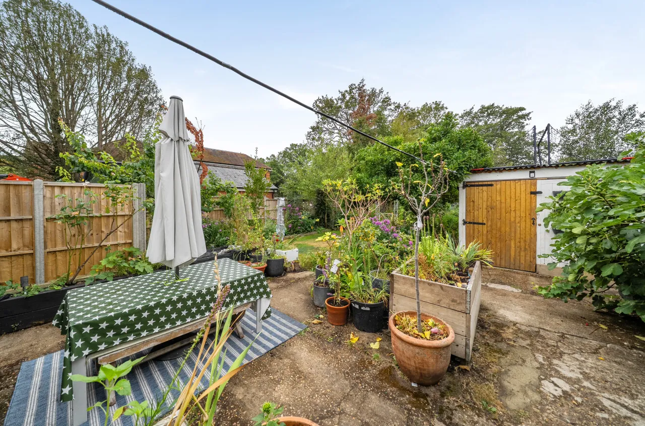 St. Marks Road, Binfield, Bracknell, Berkshire, RG42 4AX, photo 24