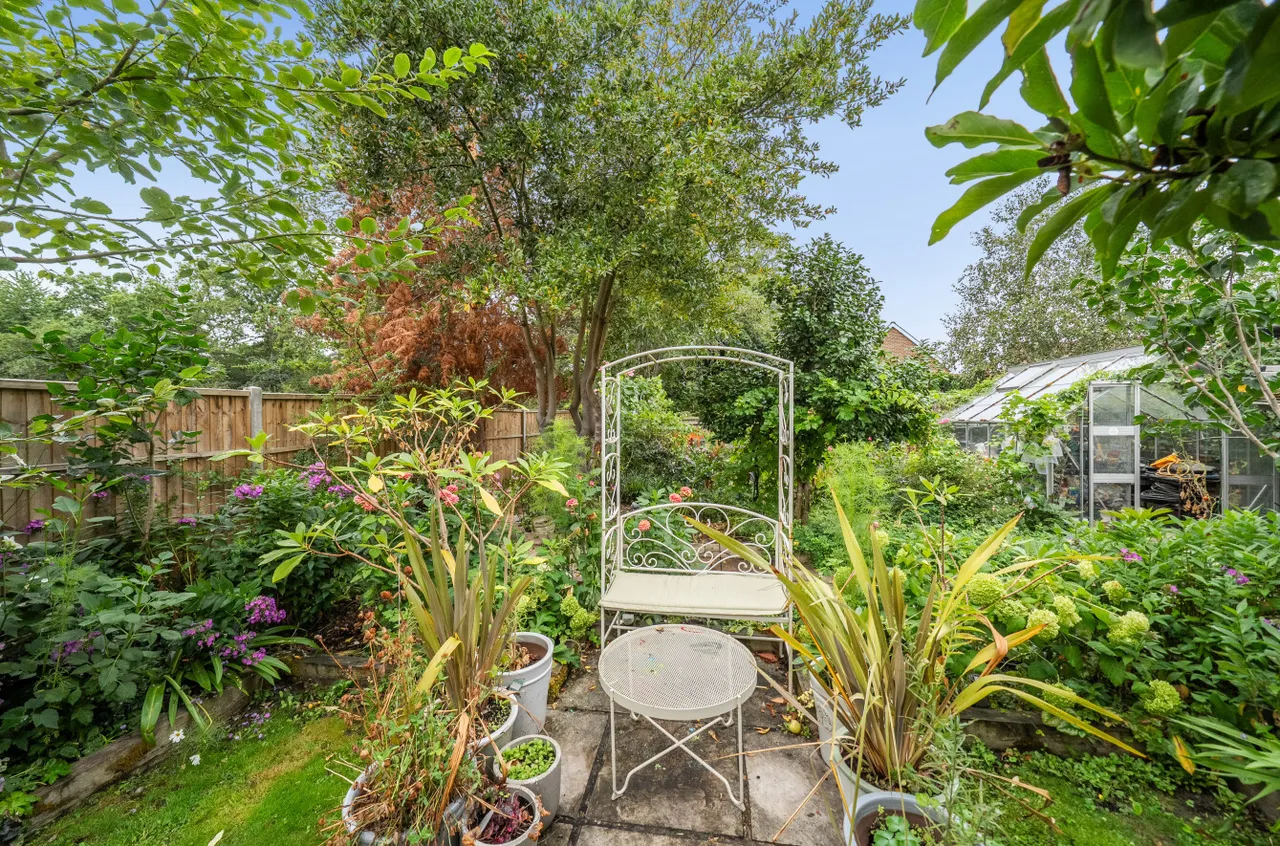 St. Marks Road, Binfield, Bracknell, Berkshire, RG42 4AX, photo 26