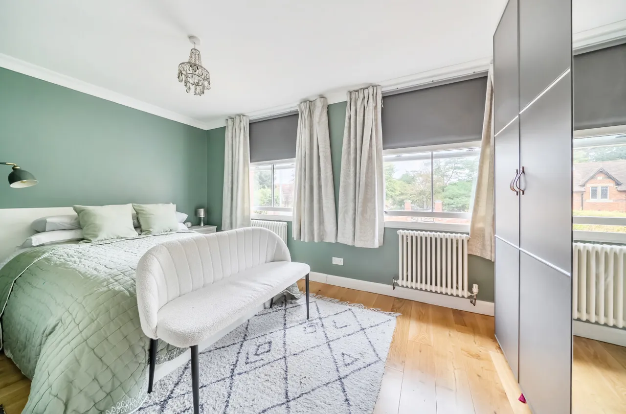 St. Marks Road, Binfield, Bracknell, Berkshire, RG42 4AX, photo 4