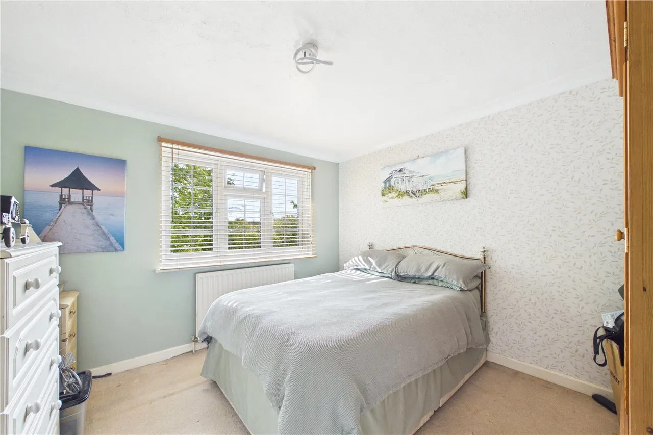 Fulmar Close, Basingstoke, RG22, photo 6
