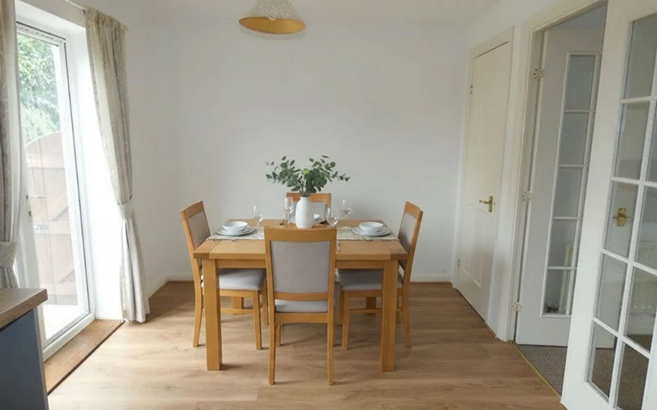 Deacon Close, Market Harborough, LE16, photo 3
