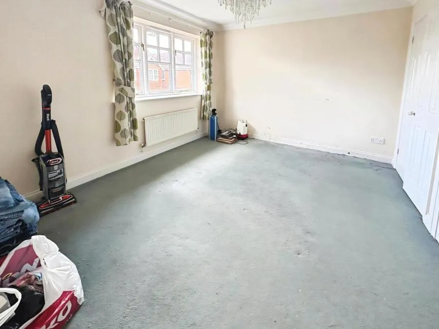 Holly Drive, Aylesbury, HP21, photo 4