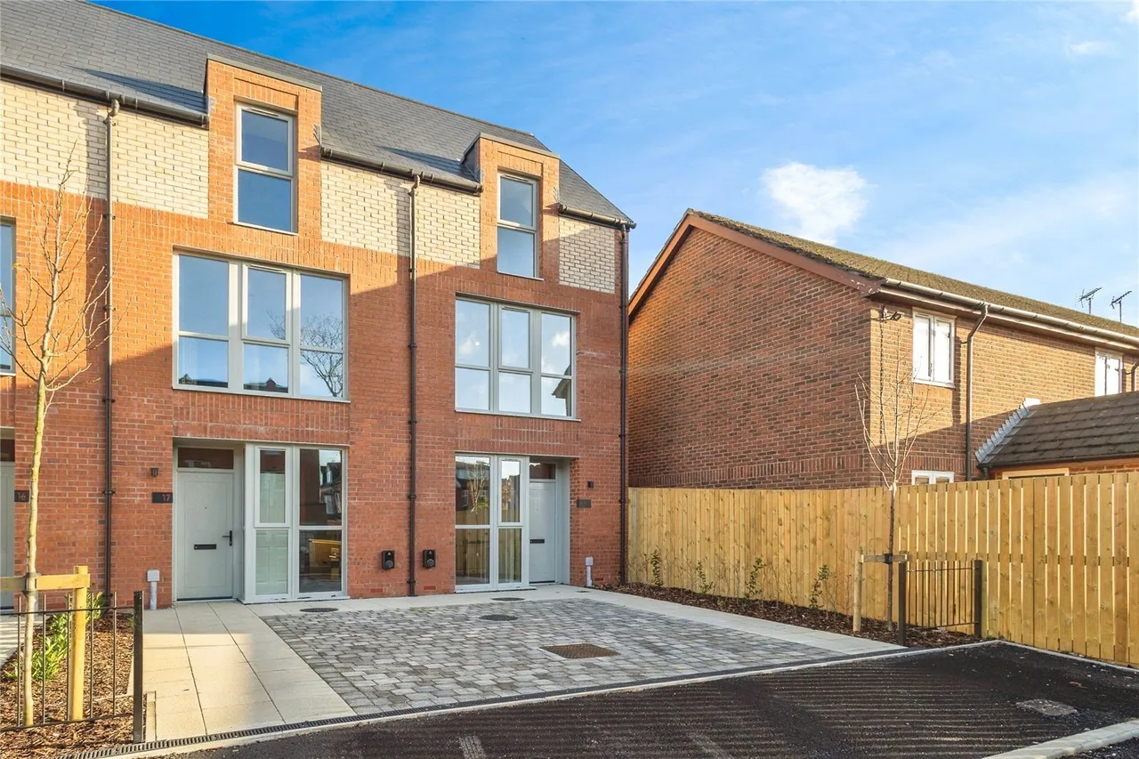 Stafford Close, Manchester, Greater Manchester, M14, photo 25