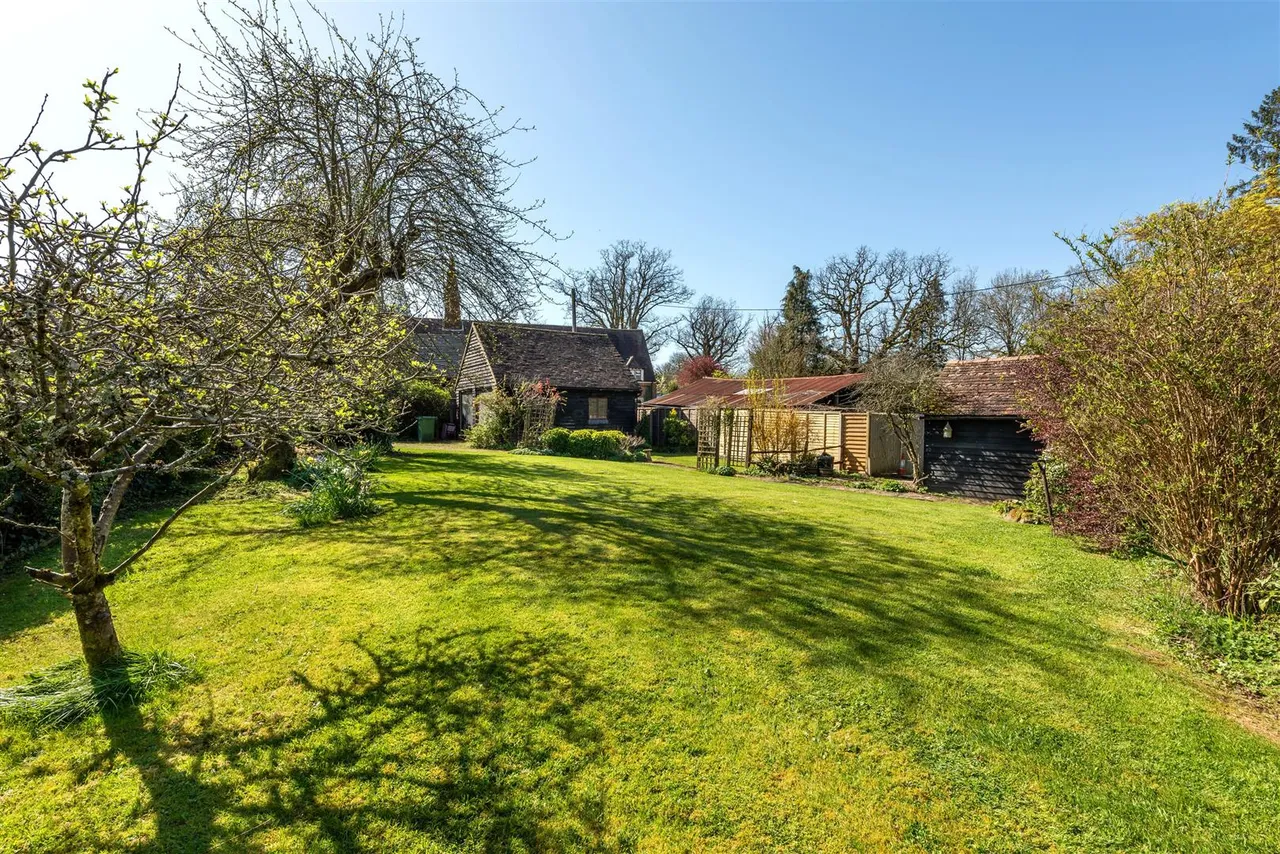 The Green, Ockley, RH5, photo 11