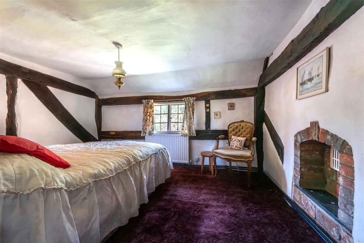The Green, Ockley, RH5, photo 15