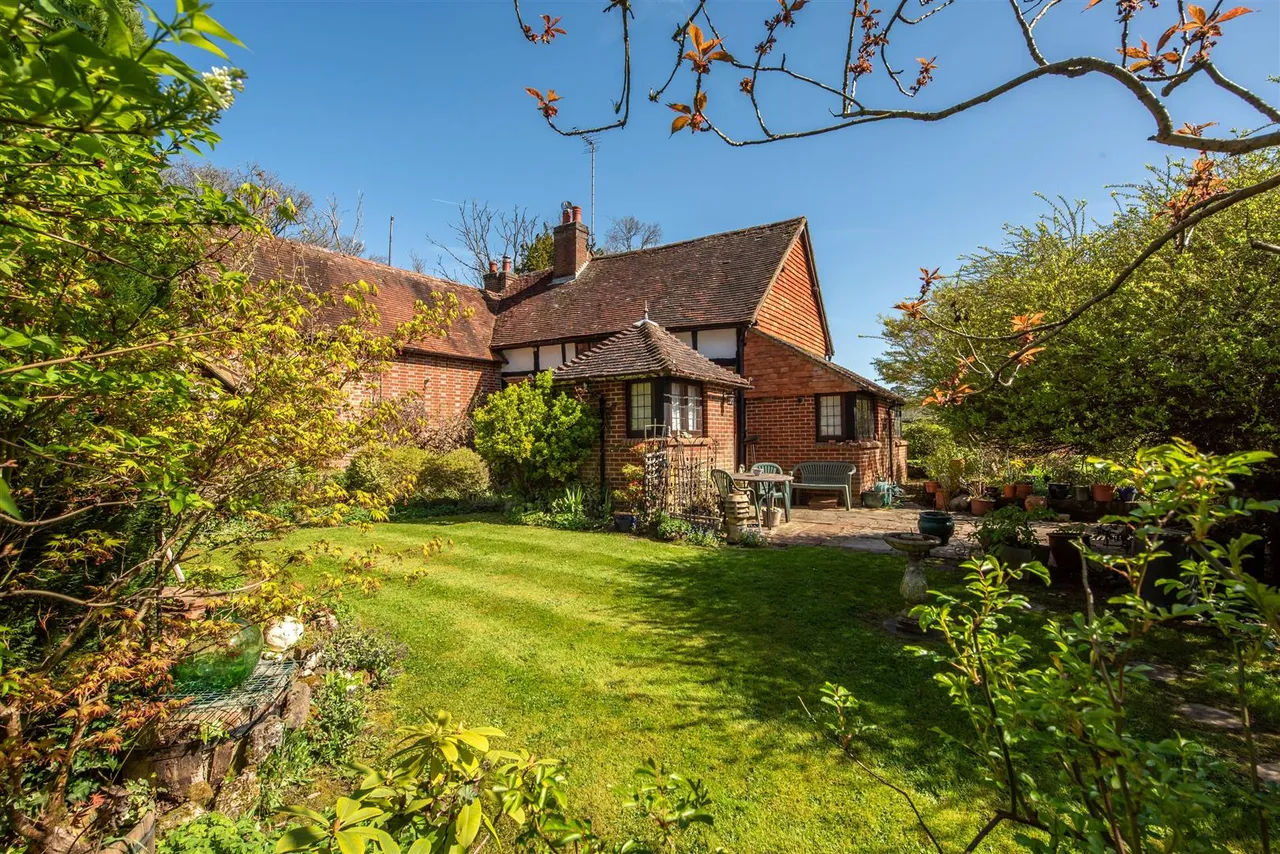 The Green, Ockley, RH5, photo 6