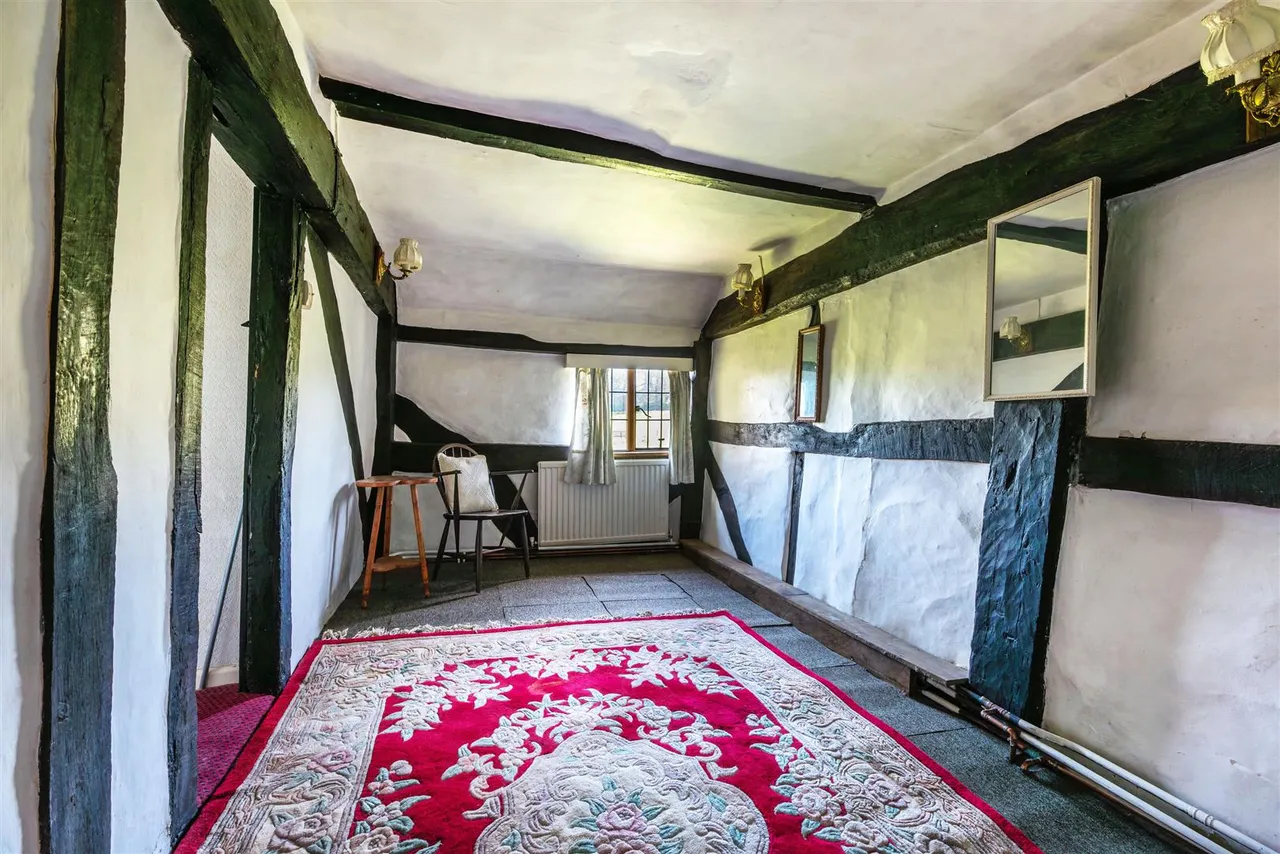 The Green, Ockley, RH5, photo 16