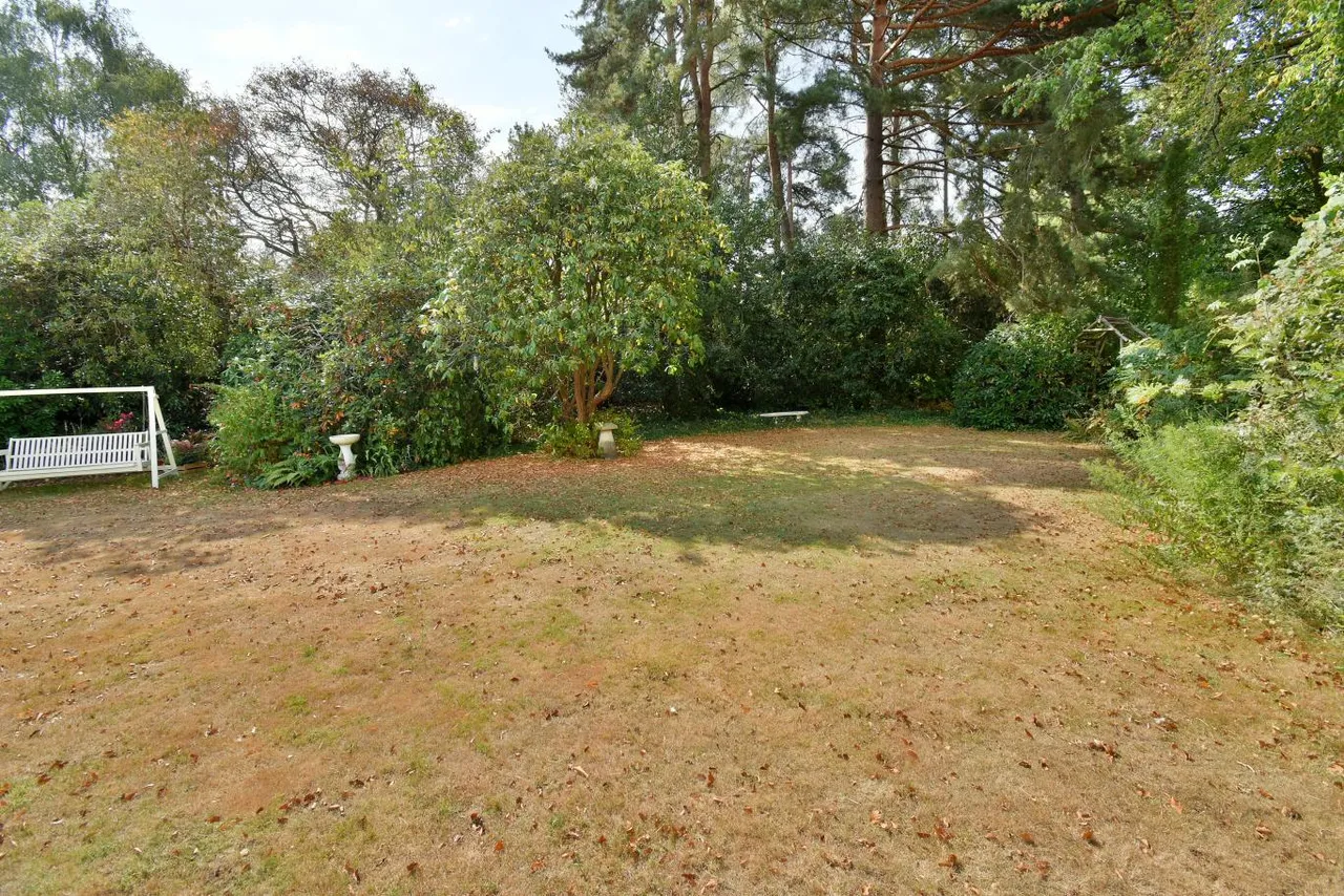 Wight Walk, BH22, photo 25