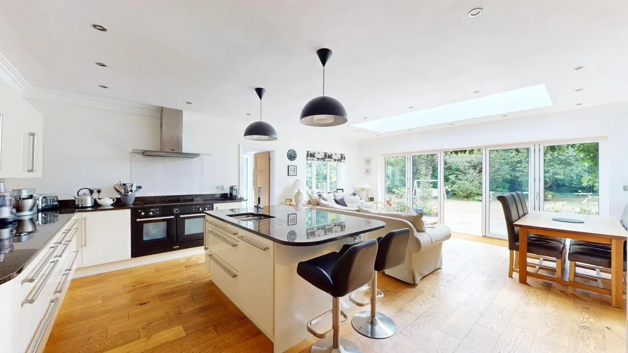 Wight Walk, BH22, photo 4