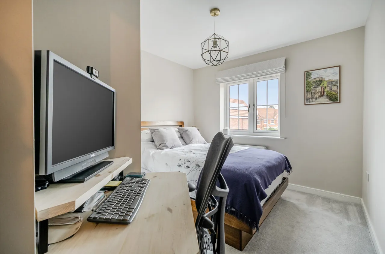 Attlee Way, Binfield, Bracknell, Berkshire, RG42 4GG, photo 9
