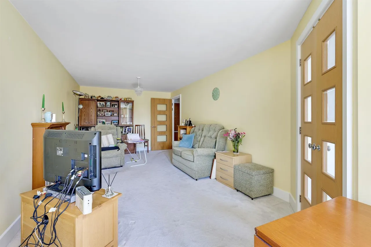 Fleet Road, Fleet, GU51, photo 21