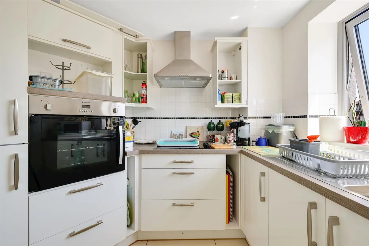 Fleet Road, Fleet, GU51, photo 15