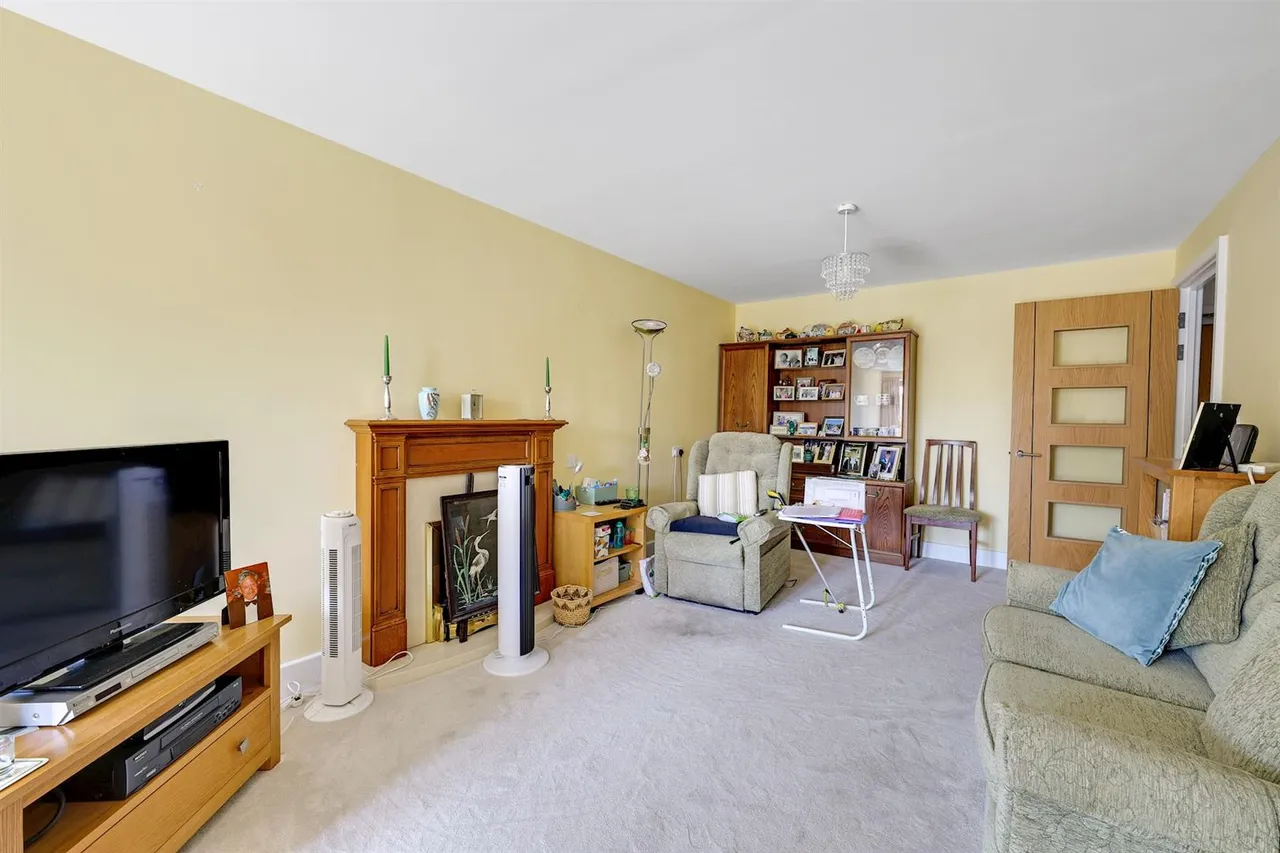 Fleet Road, Fleet, GU51, photo 10
