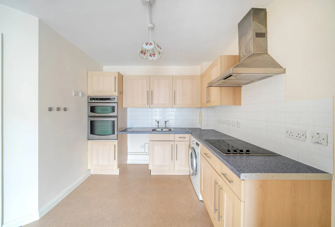 Beddington Gardens, Wallington, SM6 0JF, photo 7