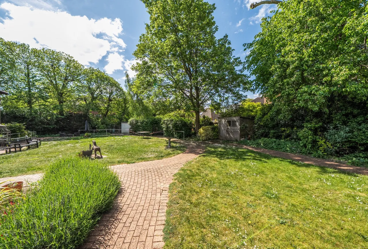 Beddington Gardens, Wallington, SM6 0JF, photo 14