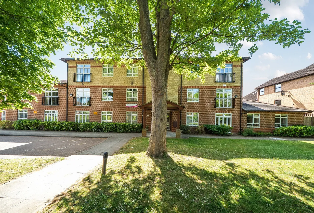 Beddington Gardens, Wallington, SM6 0JF, photo 15