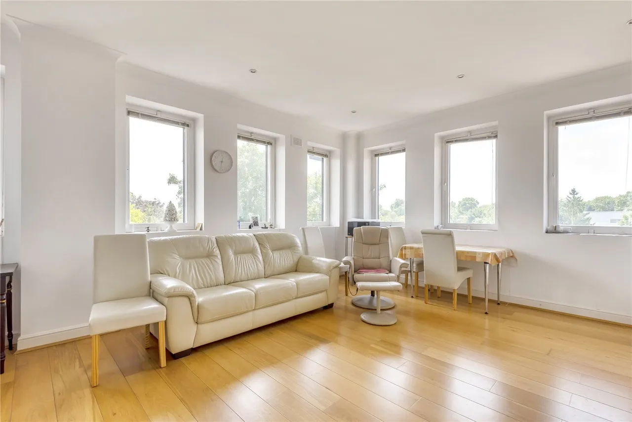 The Broadway, Stanmore, HA7, photo 4