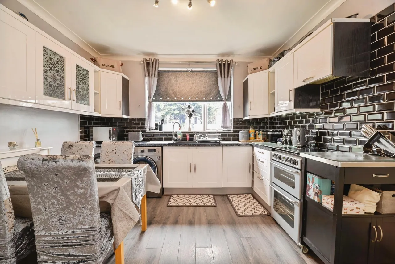 Lilac Avenue, Stockton-on-tees, TS17, photo 2