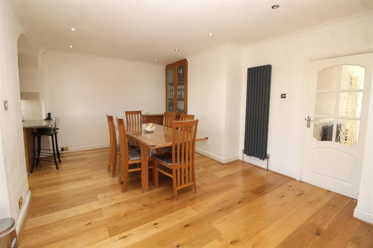 Sherwood Avenue, Potters Bar EN6 2LE, photo 16