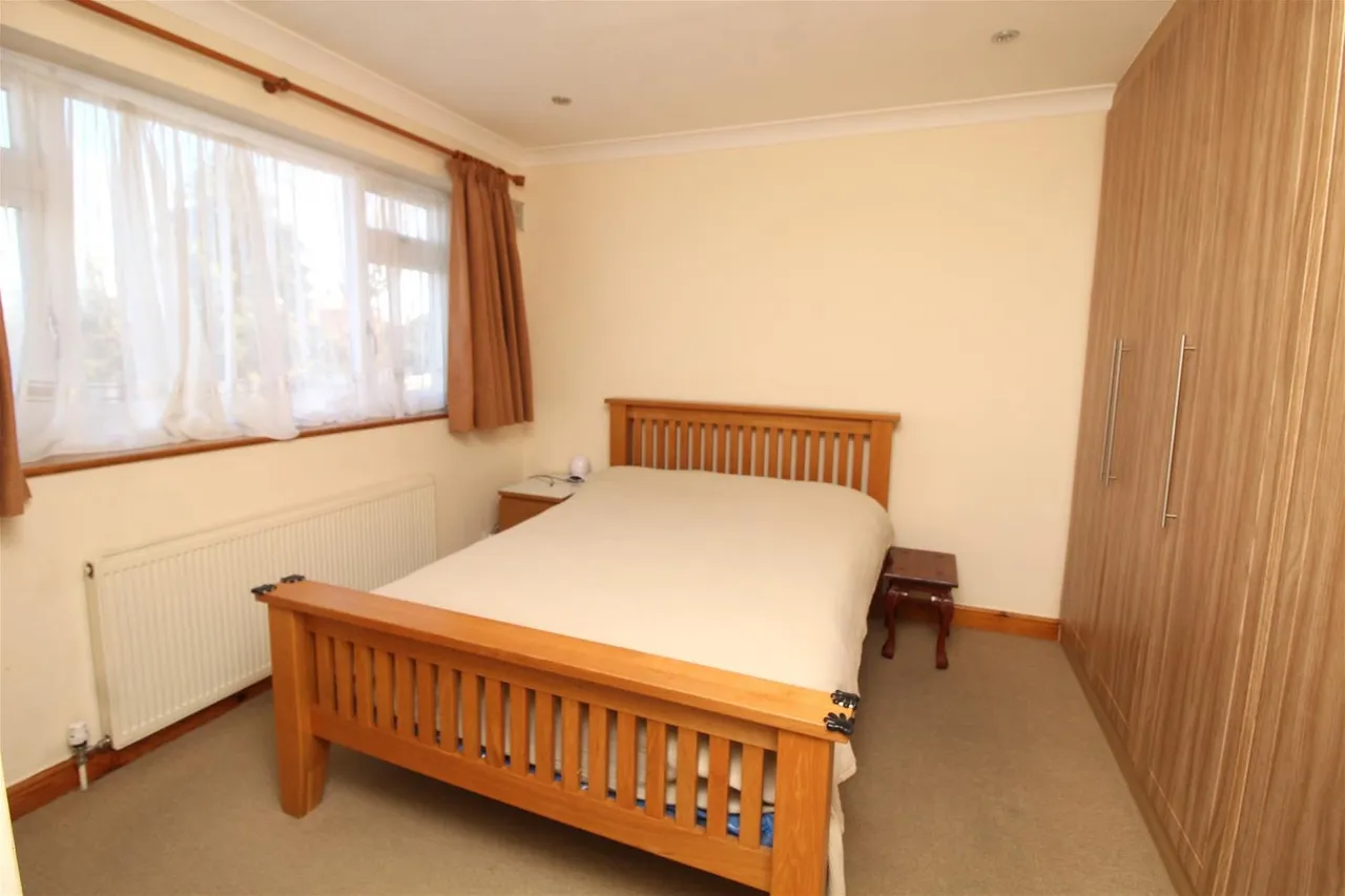 Sherwood Avenue, Potters Bar EN6 2LE, photo 20