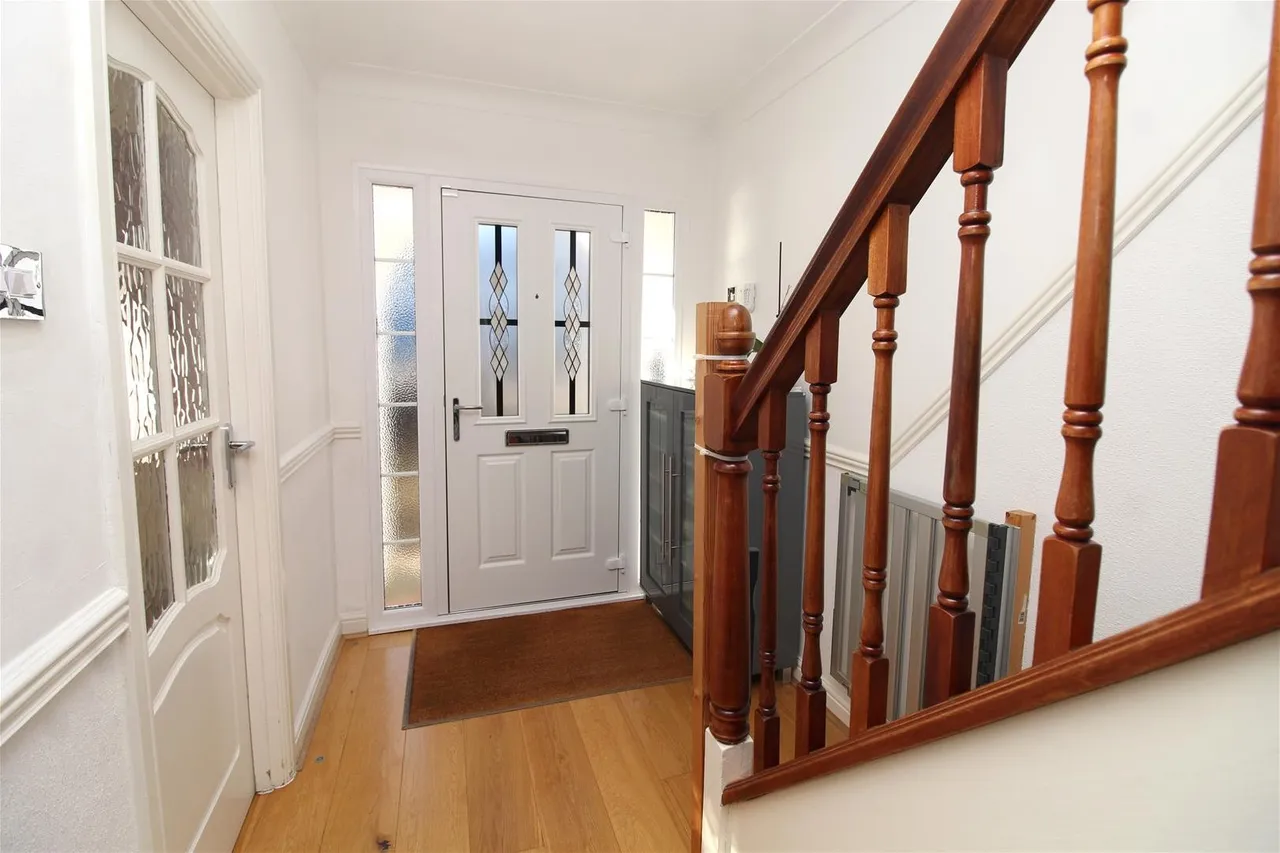 Sherwood Avenue, Potters Bar EN6 2LE, photo 12