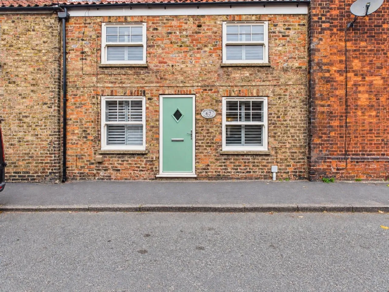 2 bed house for sale, Main Street, Brandesburton, YO25