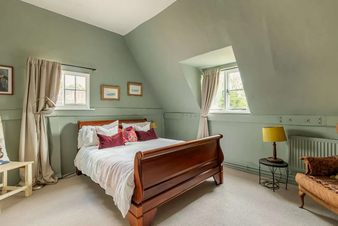 Alms Hill, Bourn, CB23, photo 9